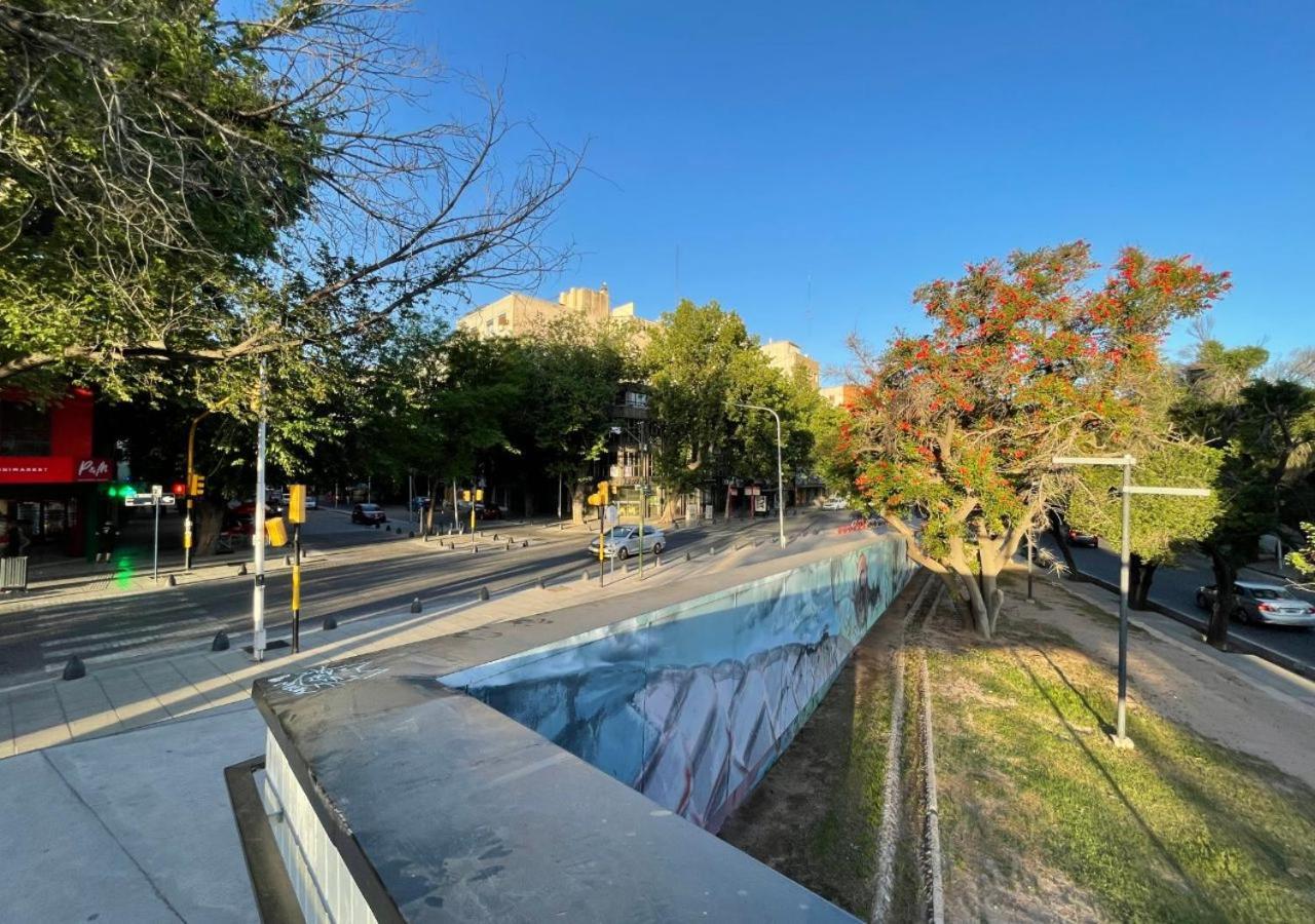 Depto Centrico En Mendoza, 3 Ambientes Con Terraza Balcon Wifi Alta Velocidad Lavanderia Cercano Aristides Y Parque General San Martin Apartamento *