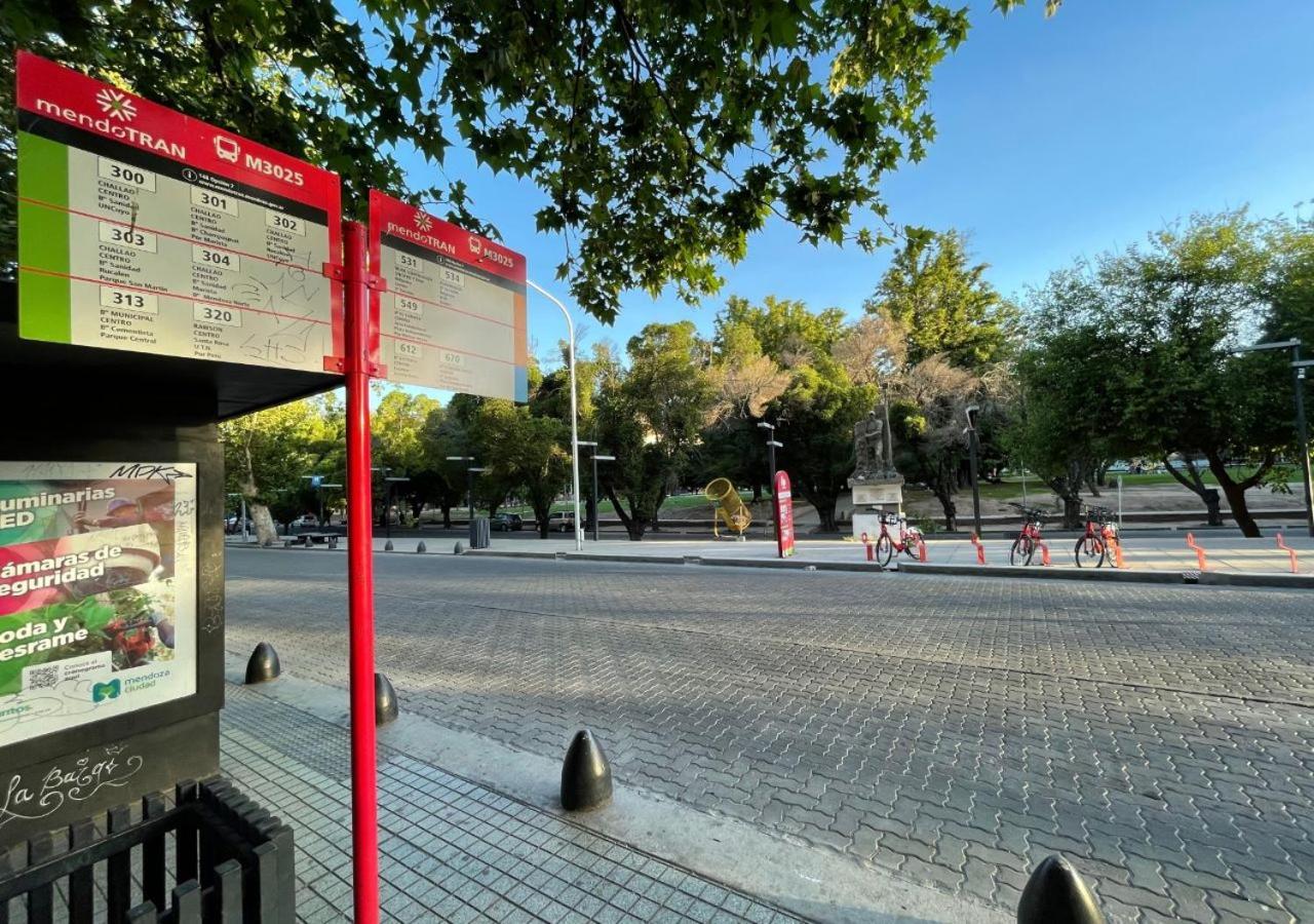 Apartamento Depto Centrico En Mendoza, 3 Ambientes Con Terraza Balcon Wifi Alta Velocidad Lavanderia Cercano Aristides Y Parque General San Martin Mendoza