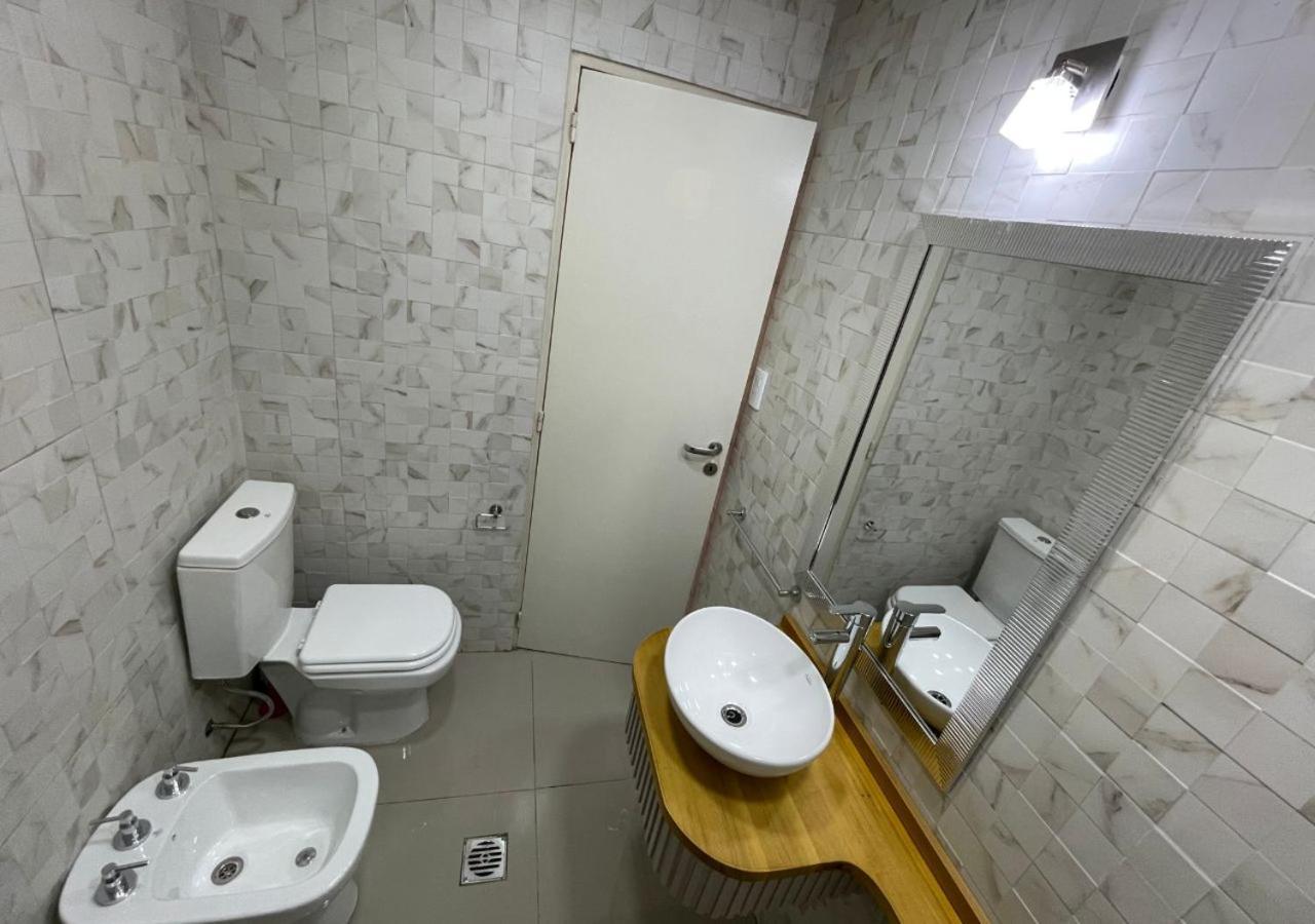 Depto Centrico En Mendoza, 3 Ambientes Con Terraza Balcon Wifi Alta Velocidad Lavanderia Cercano Aristides Y Parque General San Martin * Mendoza