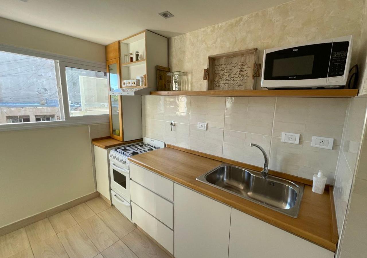 Apartamento Depto Centrico En Mendoza, 3 Ambientes Con Terraza Balcon Wifi Alta Velocidad Lavanderia Cercano Aristides Y Parque General San Martin Mendoza