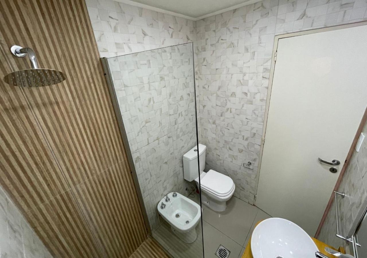 Depto Centrico En Mendoza, 3 Ambientes Con Terraza Balcon Wifi Alta Velocidad Lavanderia Cercano Aristides Y Parque General San Martin