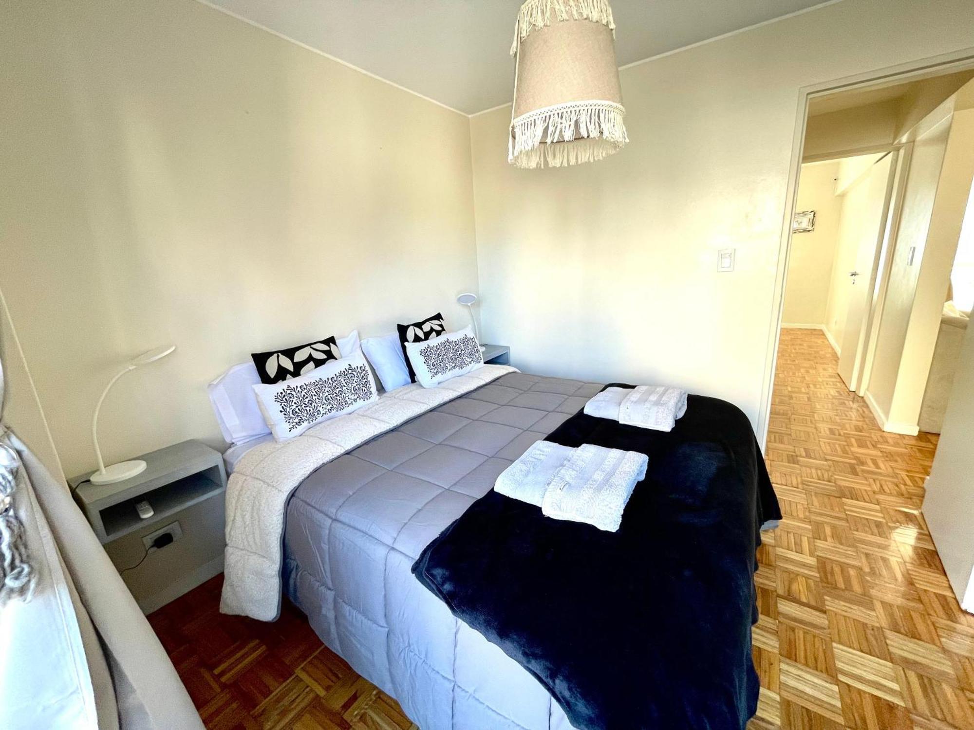 Apartamento Depto Centrico En Mendoza, 3 Ambientes Con Terraza Balcon Wifi Alta Velocidad Lavanderia Cercano Aristides Y Parque General San Martin Mendoza