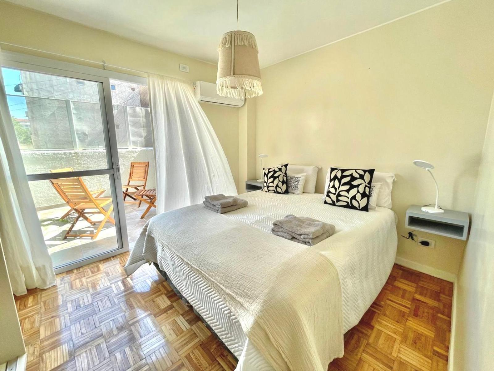Depto Centrico En Mendoza, 3 Ambientes Con Terraza Balcon Wifi Alta Velocidad Lavanderia Cercano Aristides Y Parque General San Martin * Mendoza